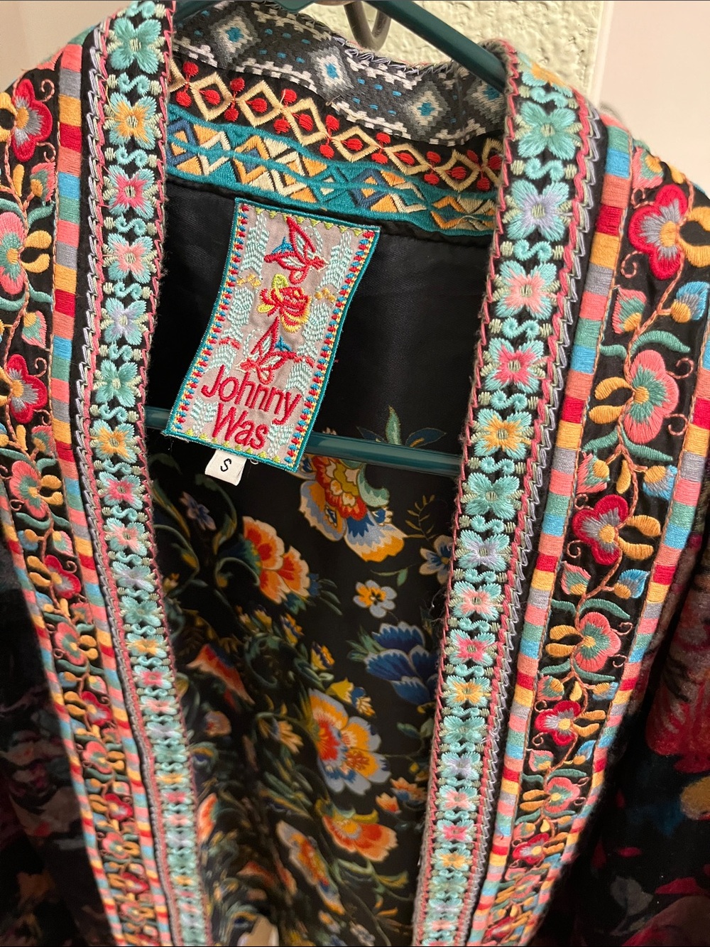 NWOT Johnnny Was reversible Velvet Floral Embroidered oversized kimono Sz small - Picture 3 of 6